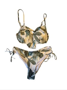 Tropical Two Piece Bikini, Sz L Top And Med Bottom
